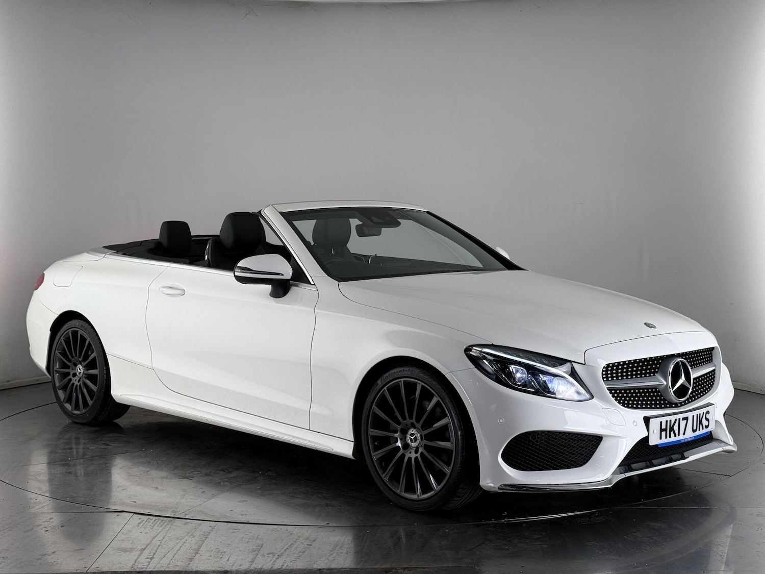 Used Mercedes-Benz C Class 2017 for sale - 76632994: Photo 1