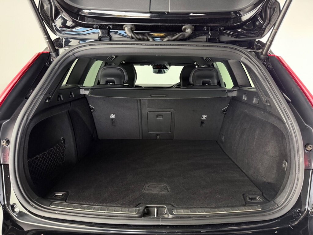 Used Volvo V60 2021 for sale - 76003425: Photo 12
