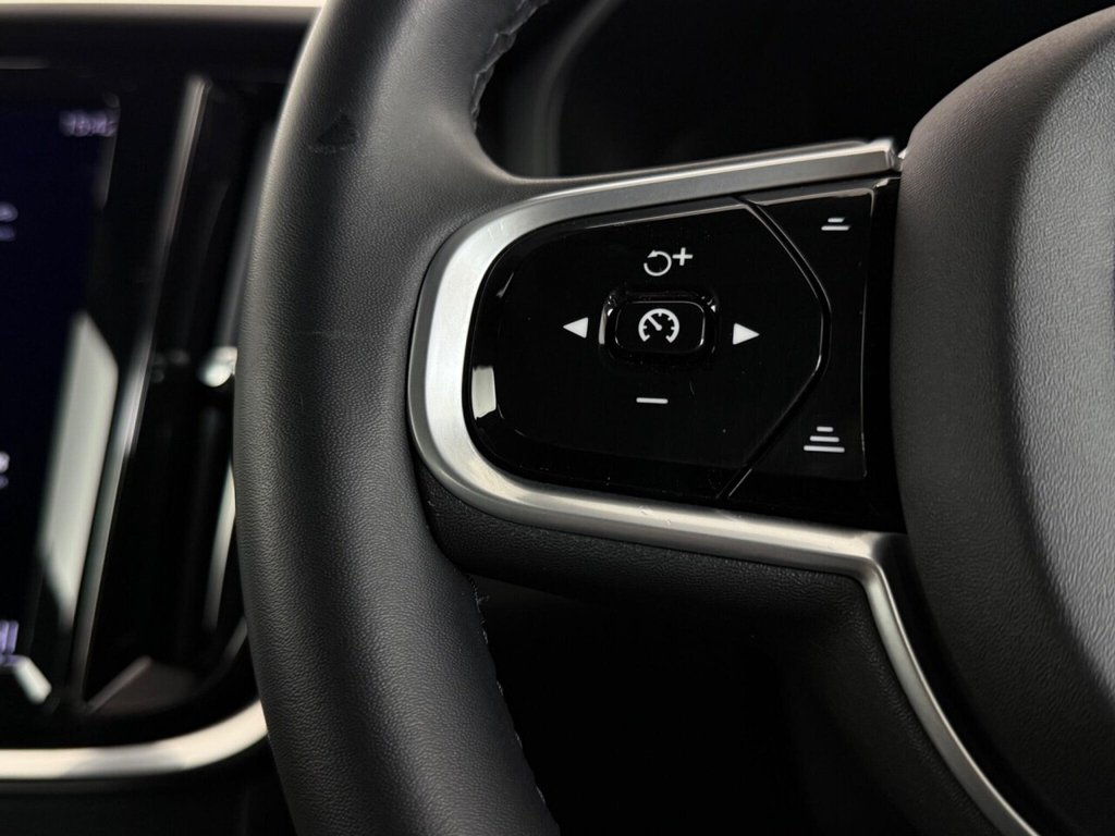 Used Volvo V60 2021 for sale - 76003425: Photo 24