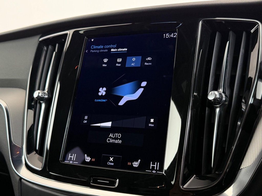 Used Volvo V60 2021 for sale - 76003425: Photo 31