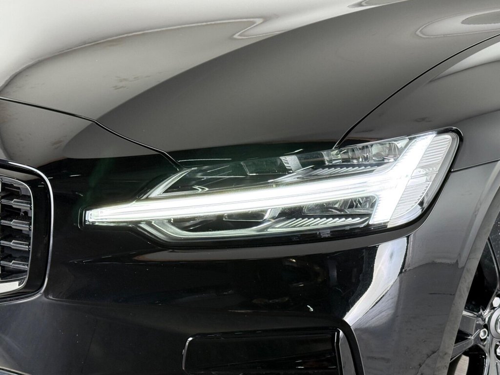 Used Volvo V60 2021 for sale - 76003425: Photo 9