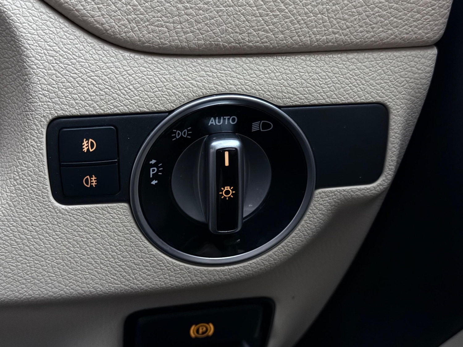 Used Mercedes-Benz GLA 2017 for sale - 77984728: Photo 30