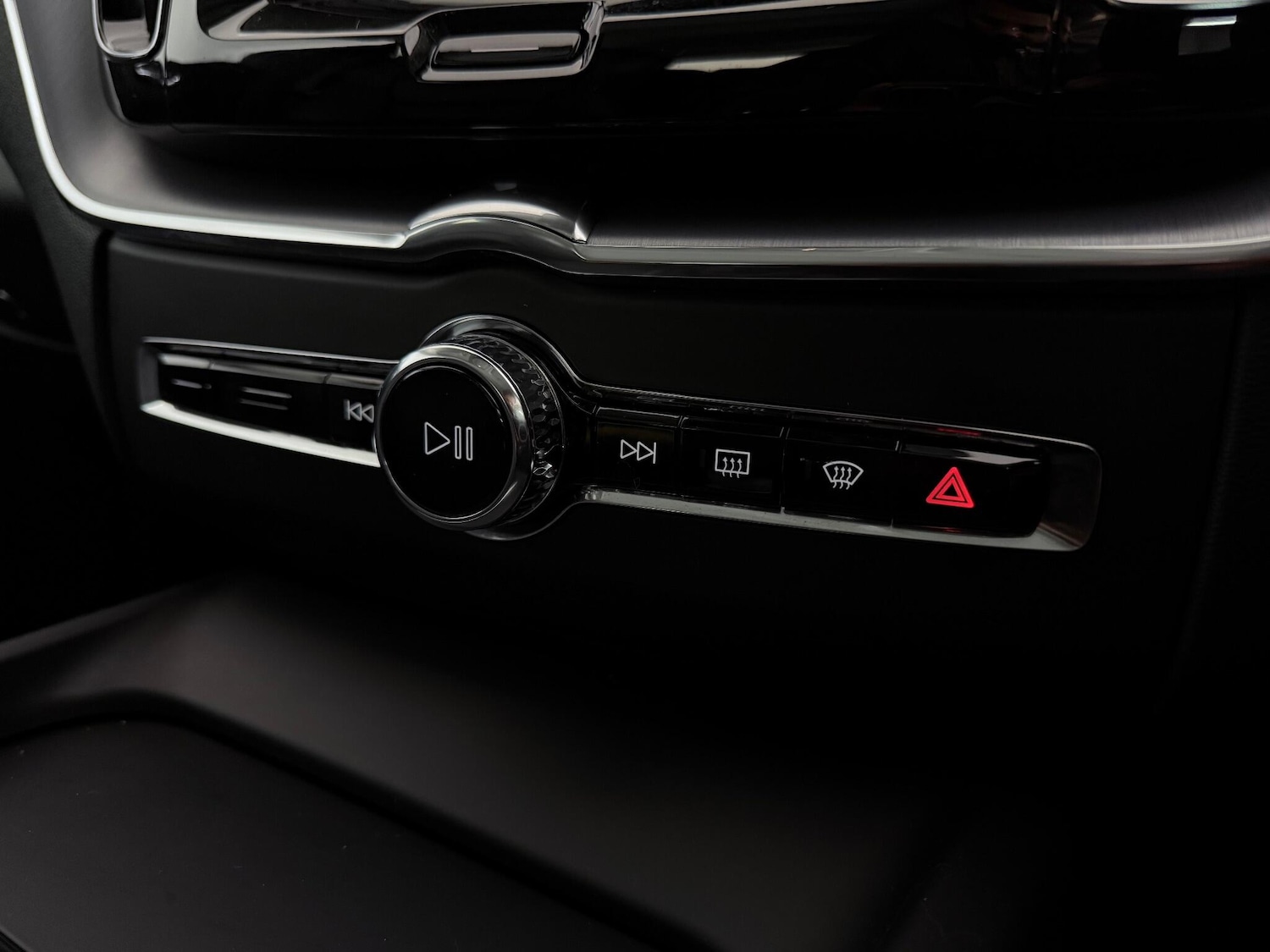 Used Volvo XC60 2019 for sale - 77221887: Photo 33