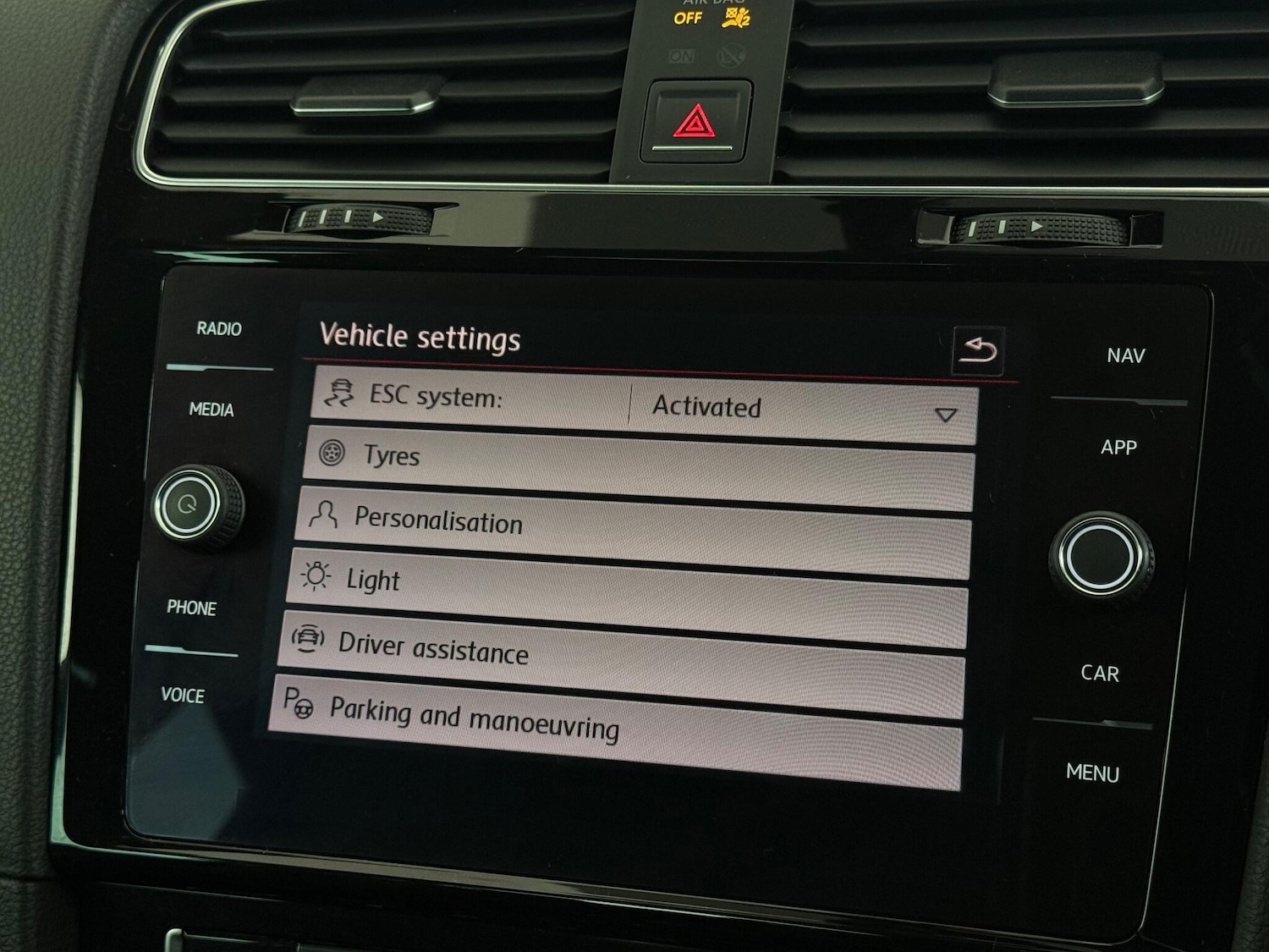 Used Volkswagen Golf 2017 for sale - 77246271: Photo 26