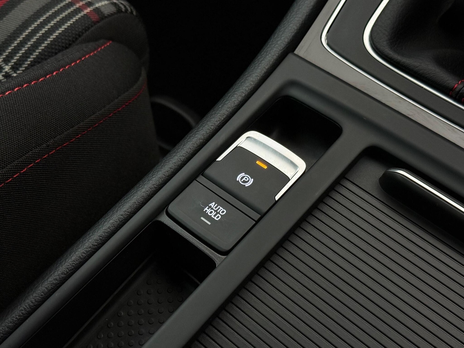 Used Volkswagen Golf 2017 for sale - 77246271: Photo 36