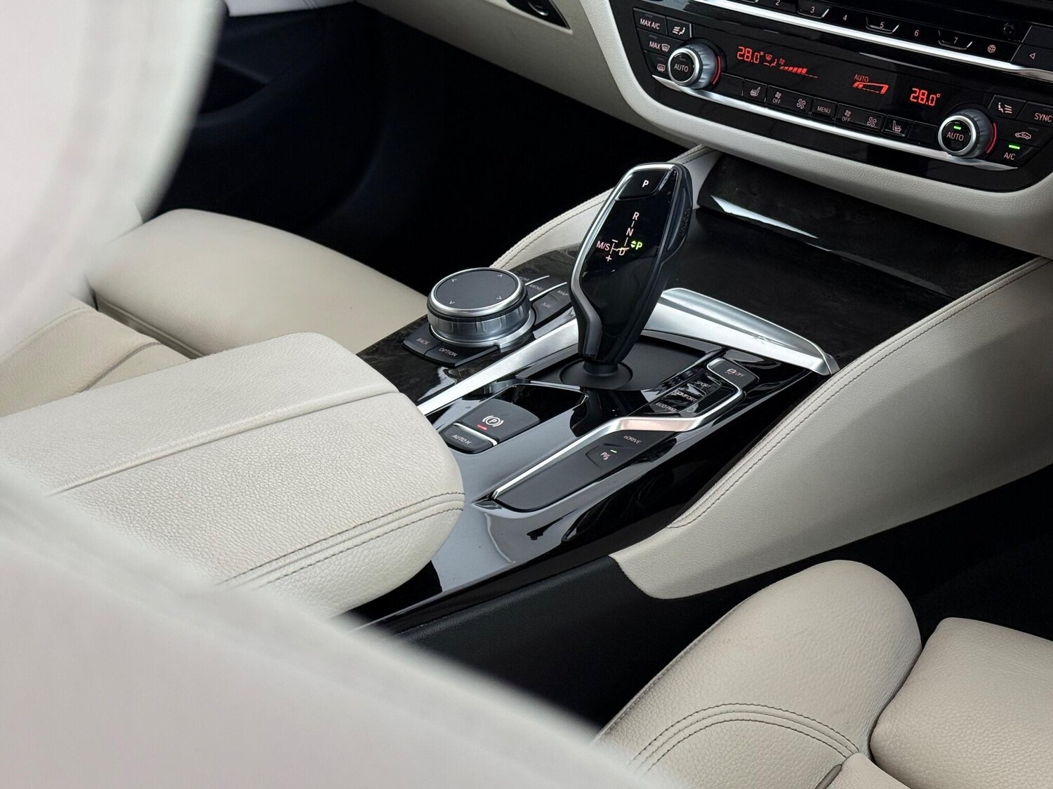 Used BMW 5 Series 2019 for sale - 77180934: Photo 35