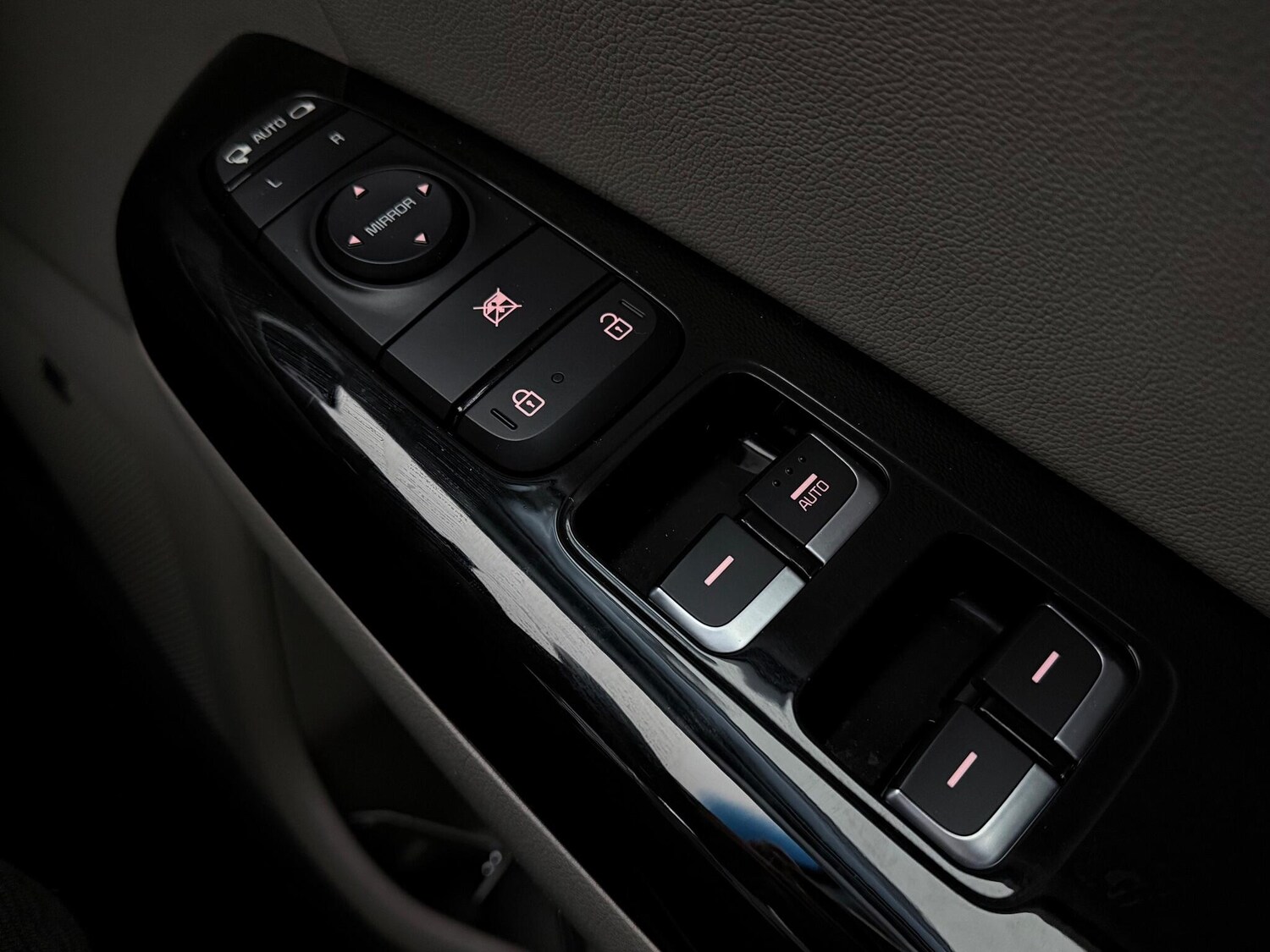 Used Kia Sportage 2020 for sale - 76620219: Photo 31