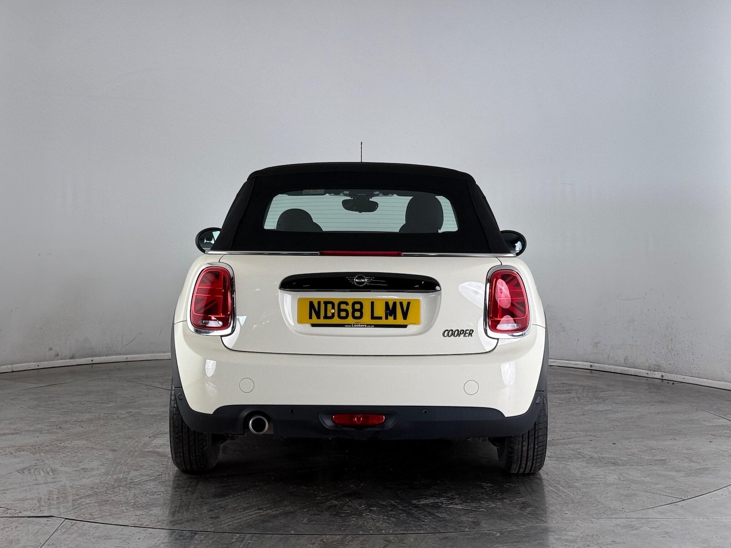 Used MINI Convertible 2018 for sale - 77181200: Photo 11