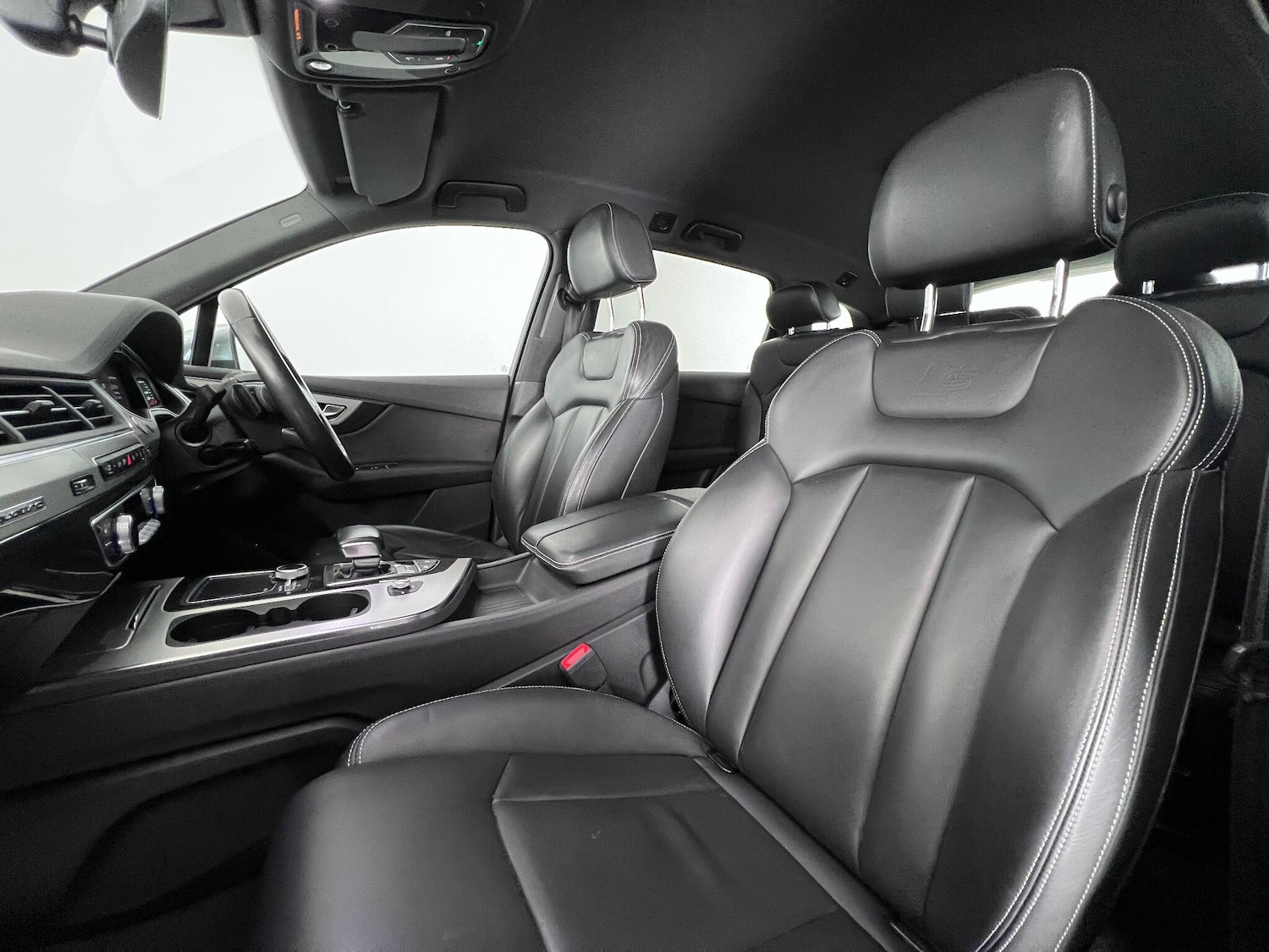 Used Audi SQ7 2016 for sale - 77180923: Photo 16