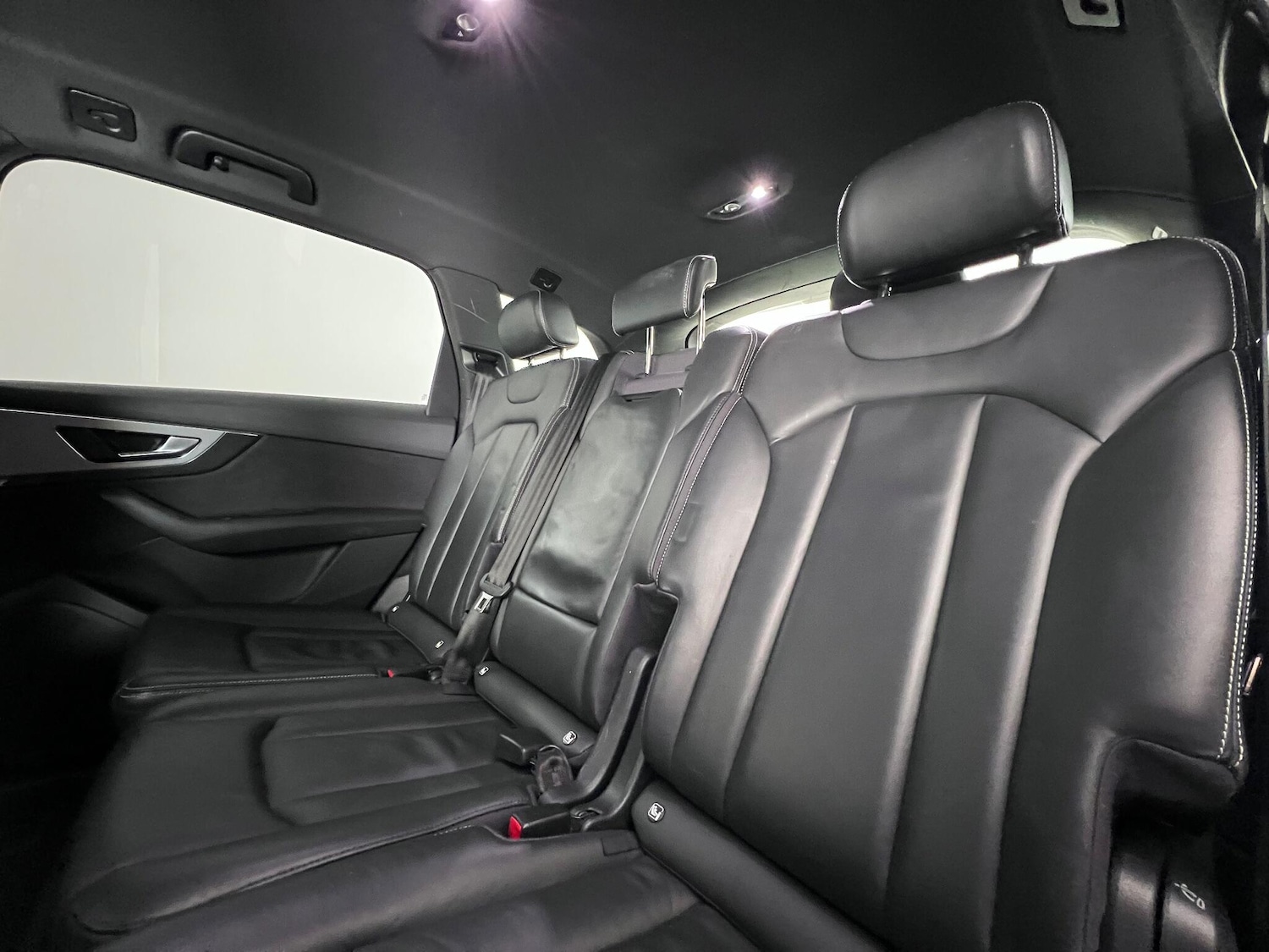 Used Audi SQ7 2016 for sale - 77180923: Photo 17