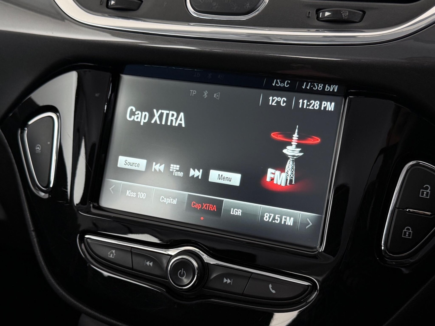 Used Vauxhall Corsa 2016 for sale - 77710624: Photo 24