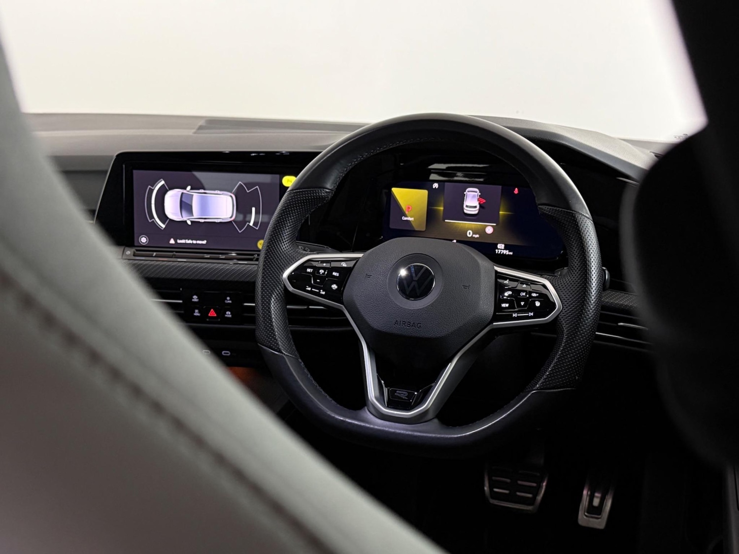 Used Volkswagen Golf 2021 for sale - 77181083: Photo 17