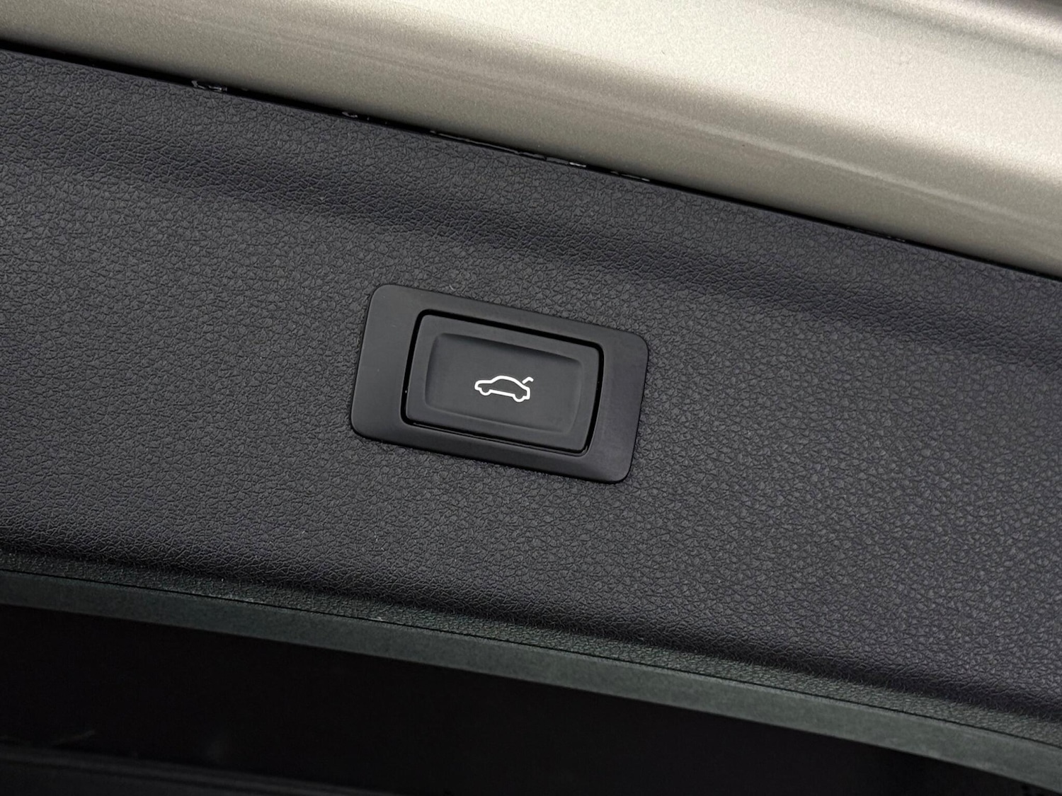 Used Audi Q3 2017 for sale - 76468568: Photo 13