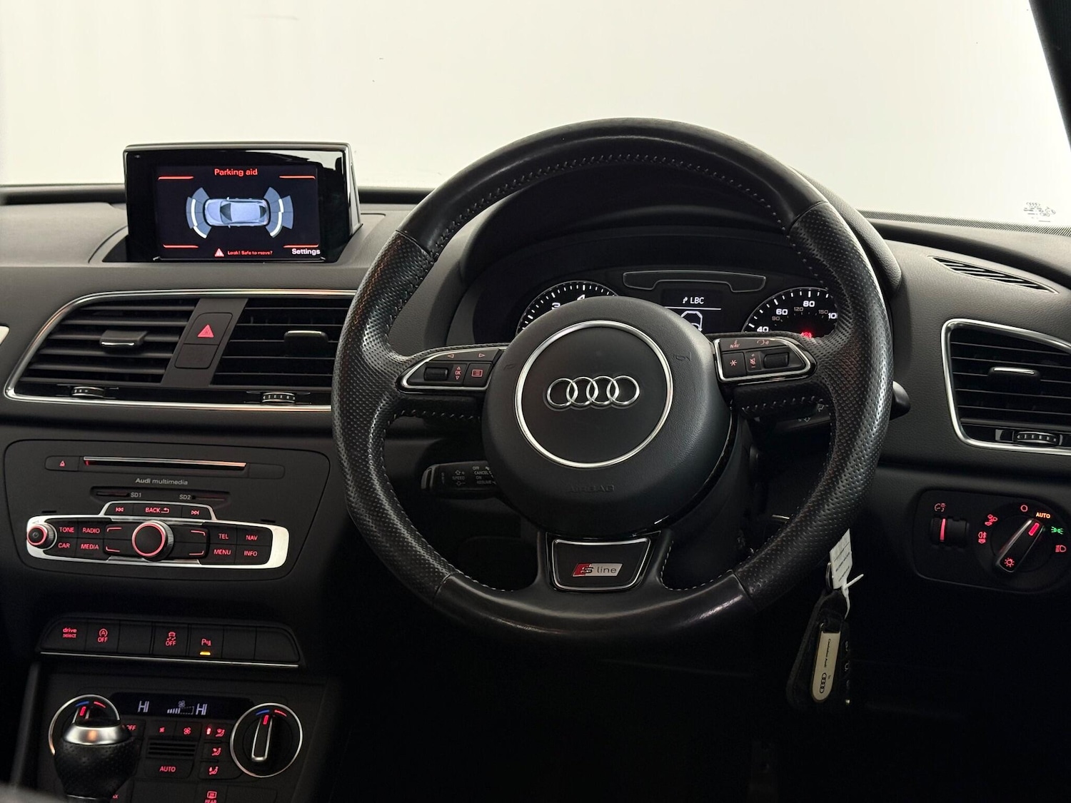 Used Audi Q3 2017 for sale - 76468568: Photo 21