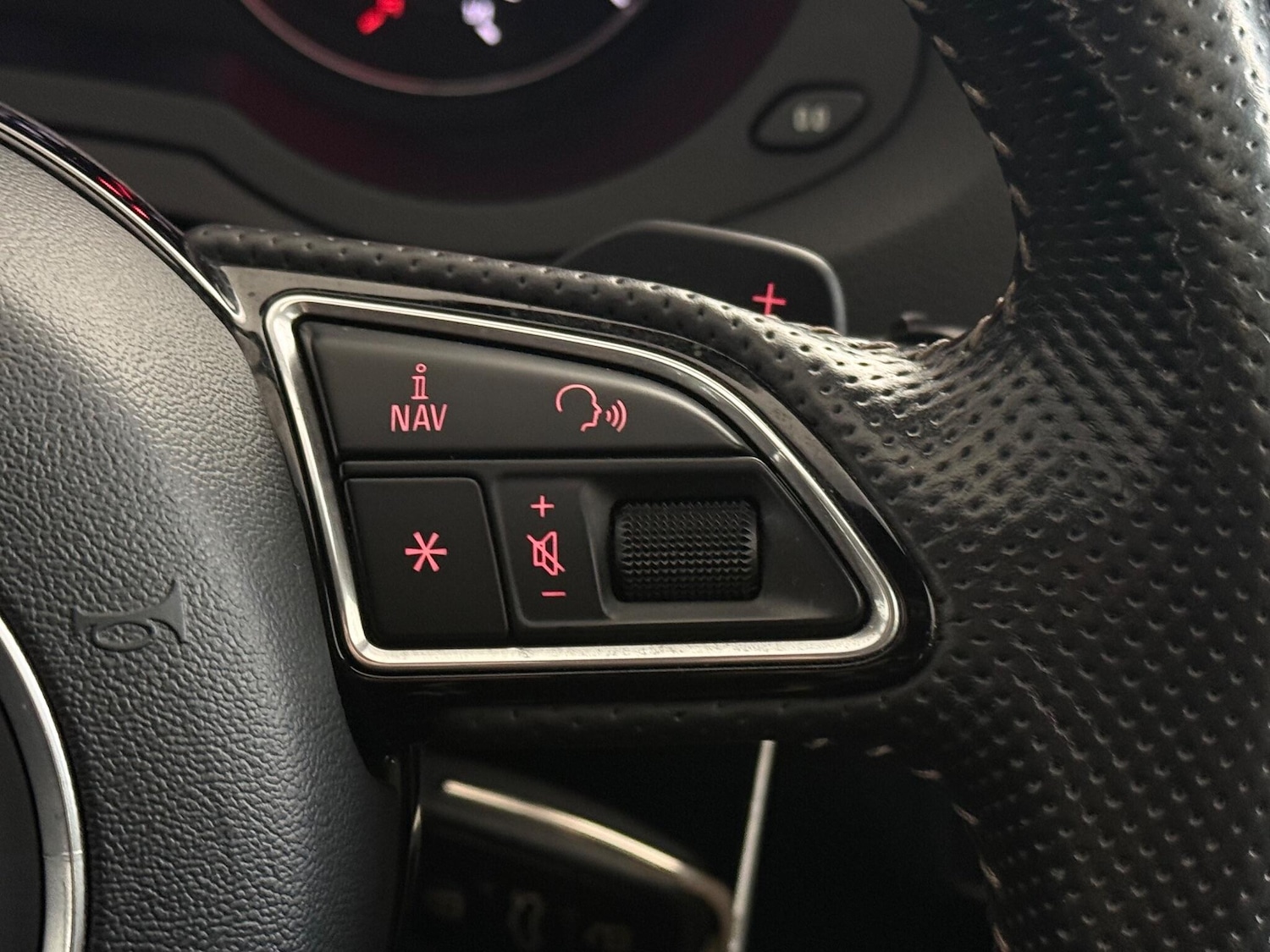 Used Audi Q3 2017 for sale - 76468568: Photo 27