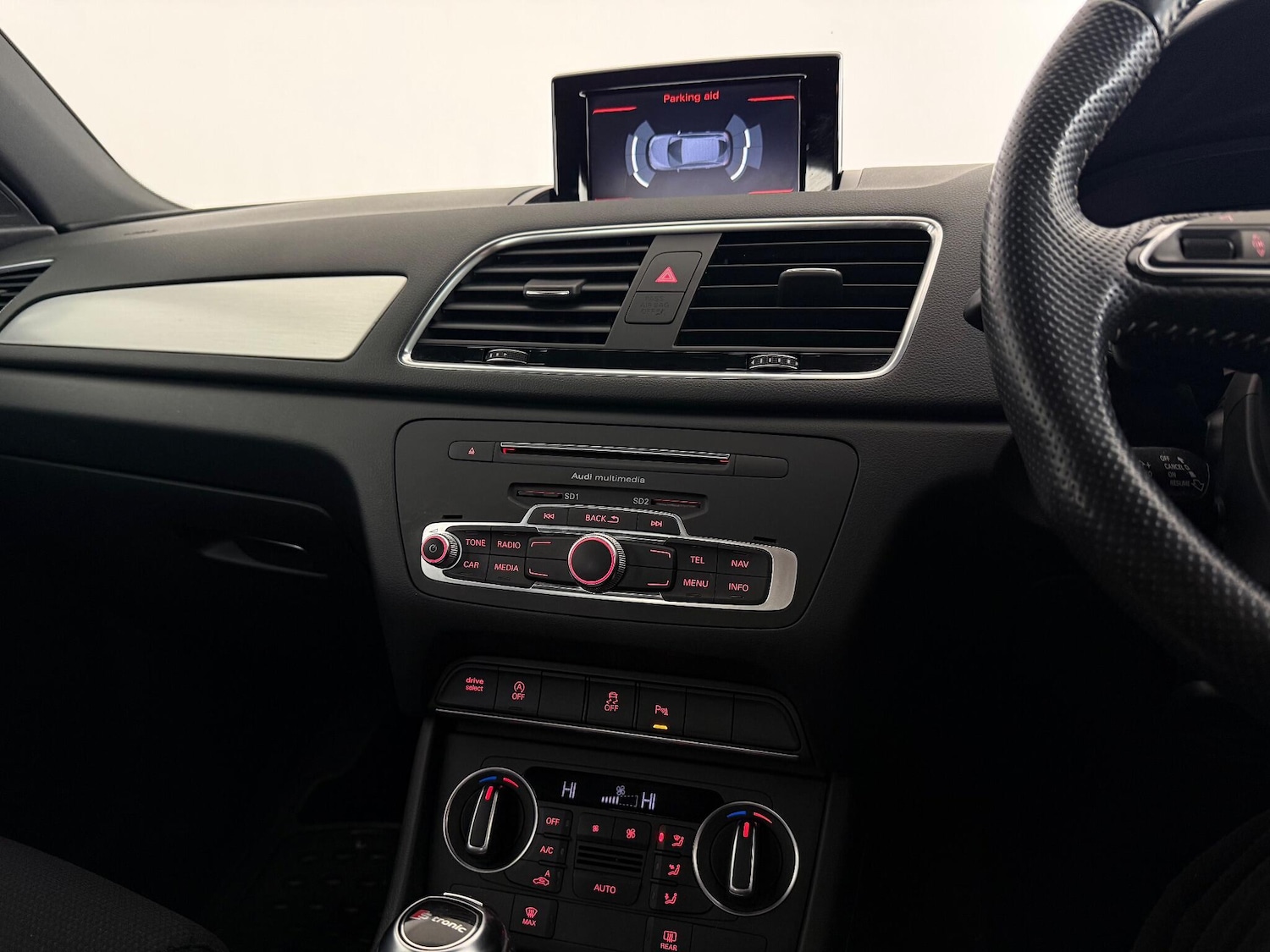 Used Audi Q3 2017 for sale - 76468568: Photo 36