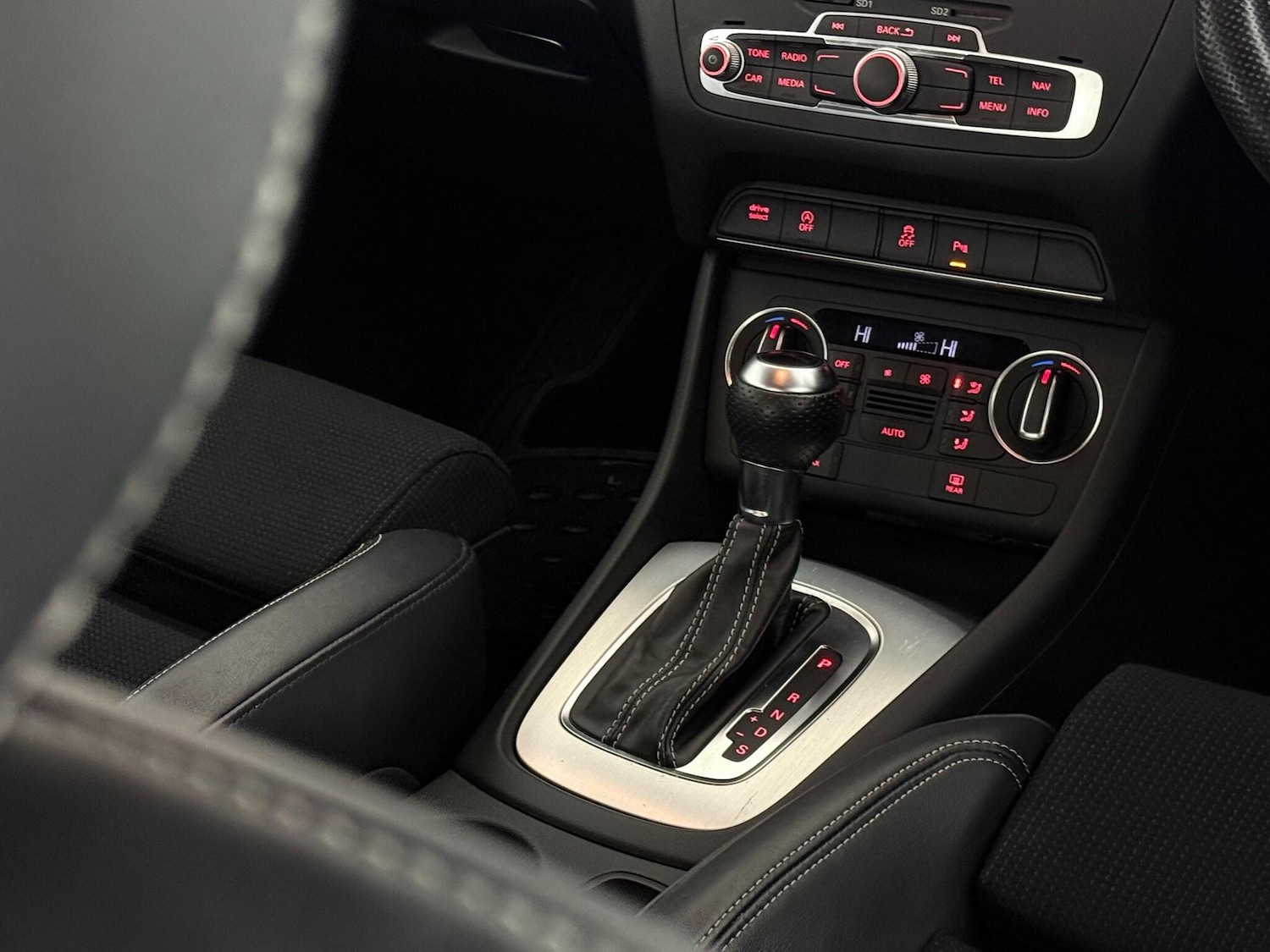 Used Audi Q3 2017 for sale - 76468568: Photo 38