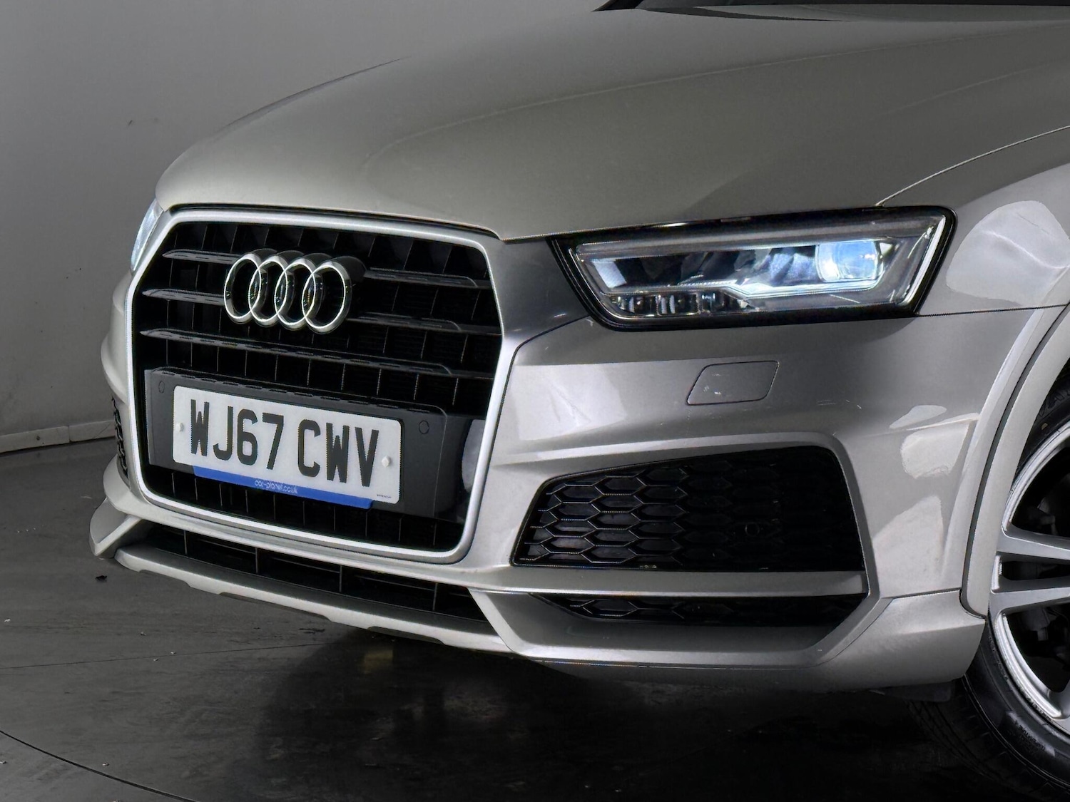 Used Audi Q3 2017 for sale - 76468568: Photo 45