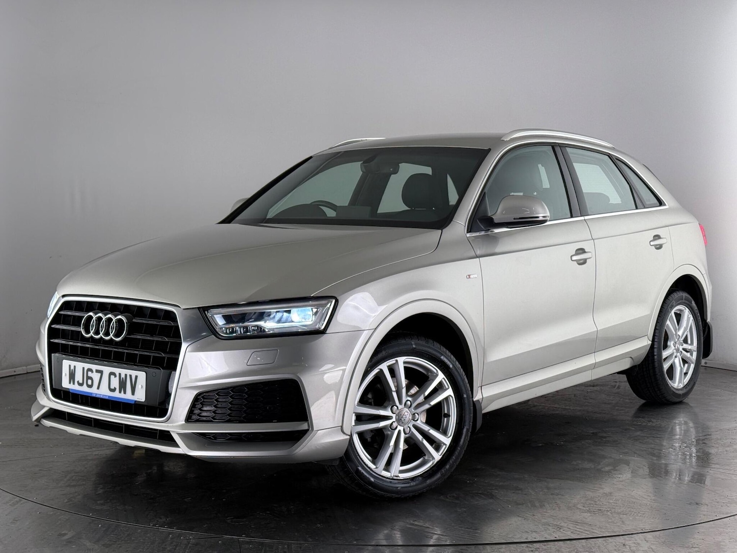 Used Audi Q3 2017 for sale - 76468568: Photo 47