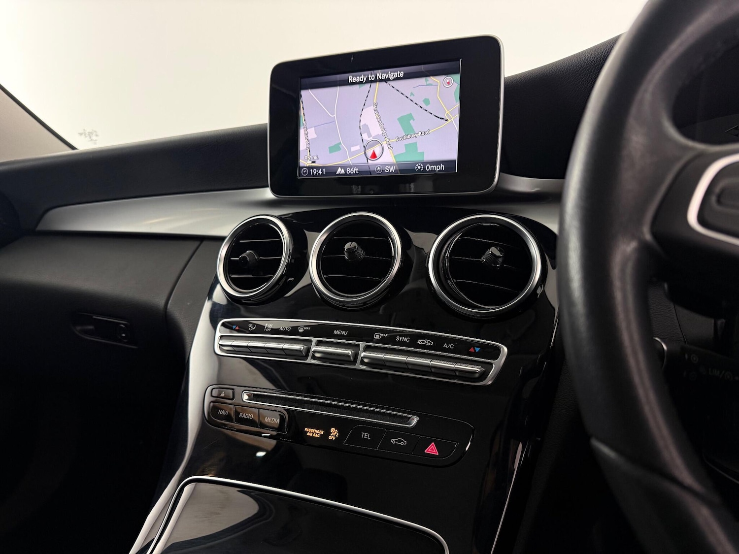 Used Mercedes-Benz C Class 2017 for sale - 77243647: Photo 32