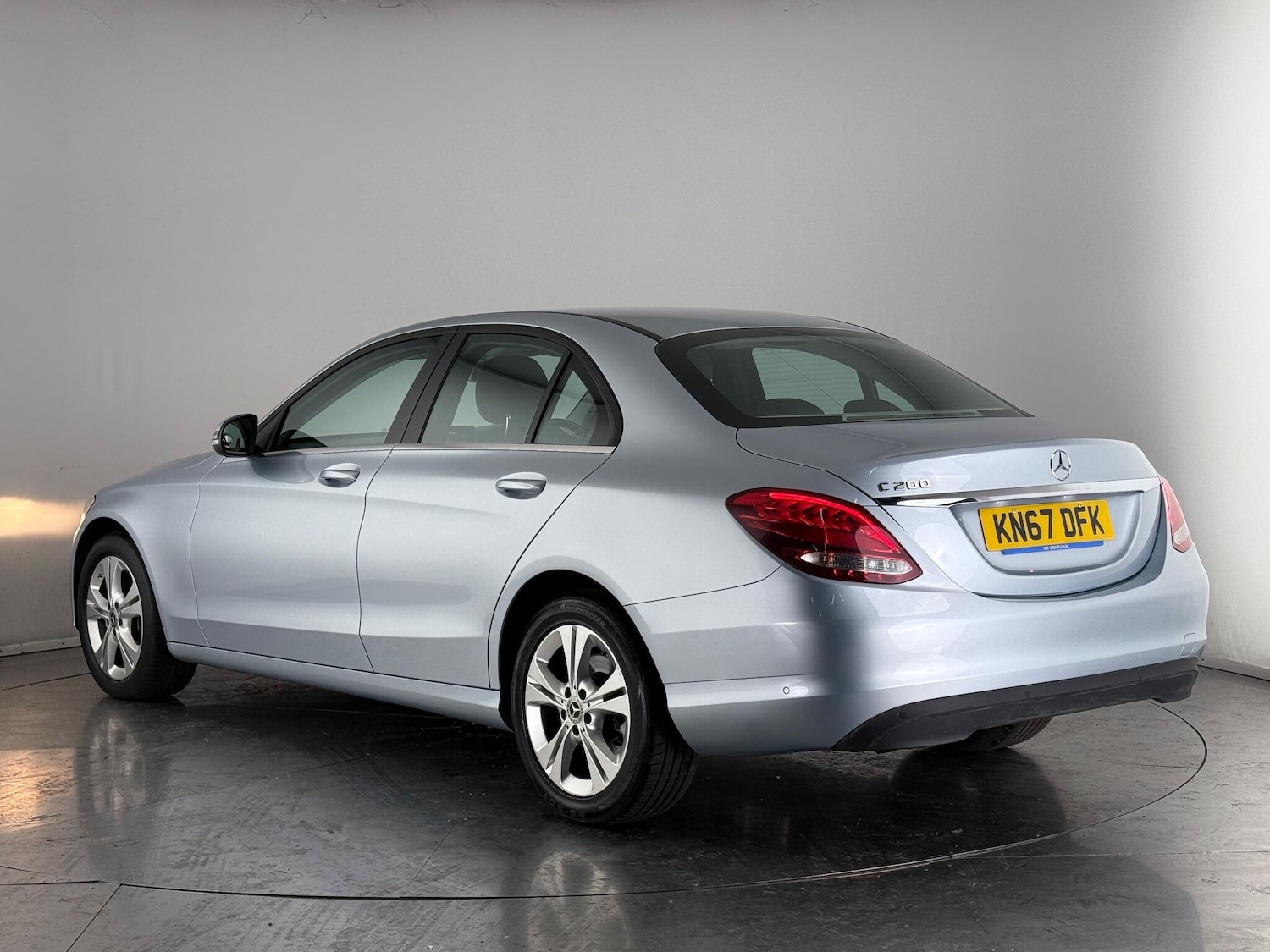 Used Mercedes-Benz C Class 2017 for sale - 77243647: Photo 4