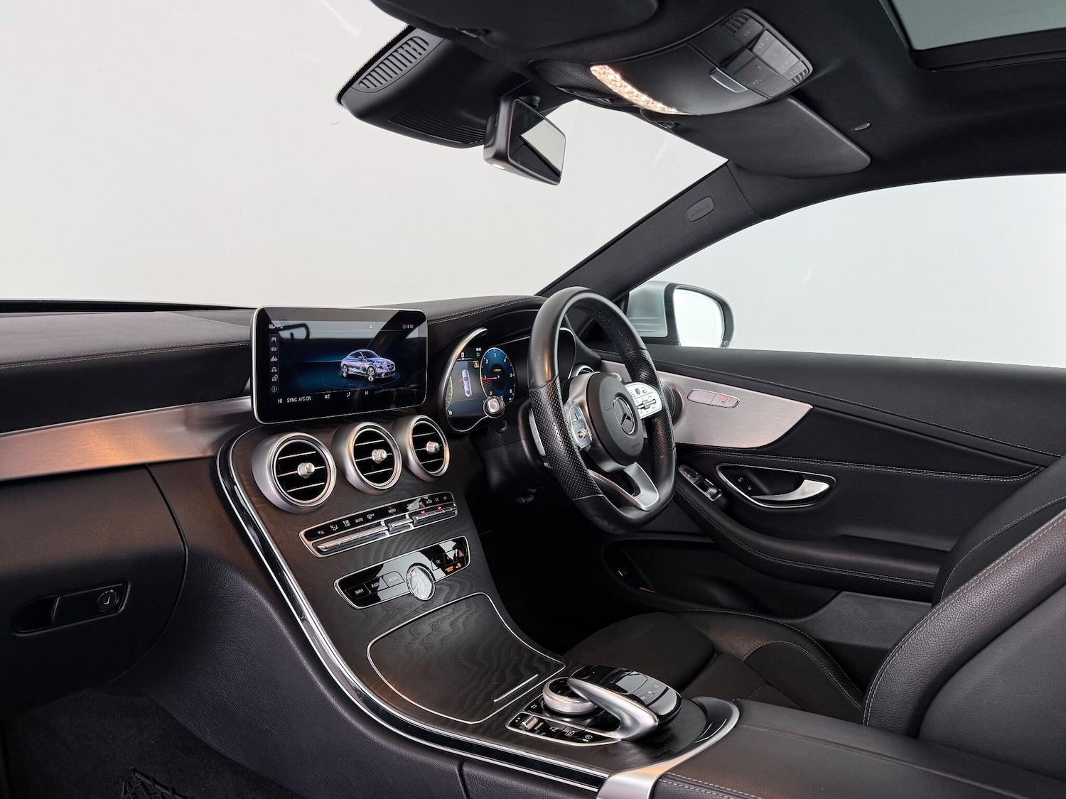 Used Mercedes-Benz C Class 2020 for sale - 77181298: Photo 15