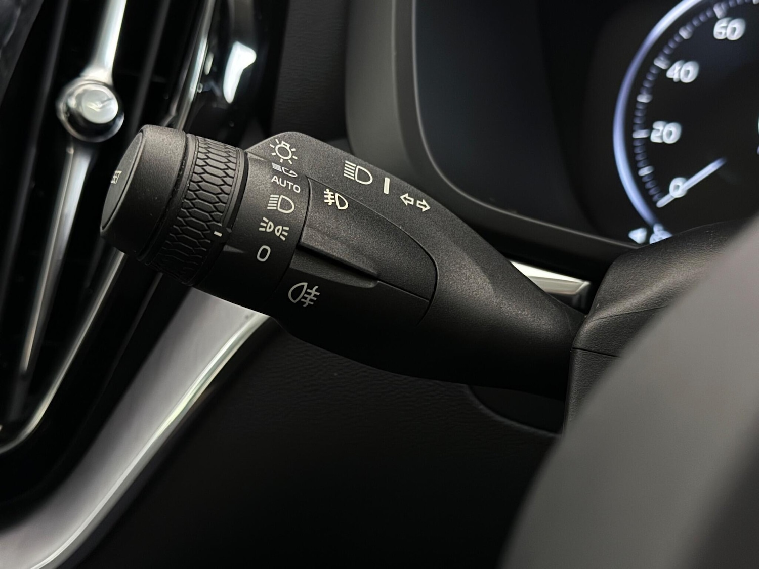 Used Volvo XC60 2019 for sale - 77260487: Photo 22