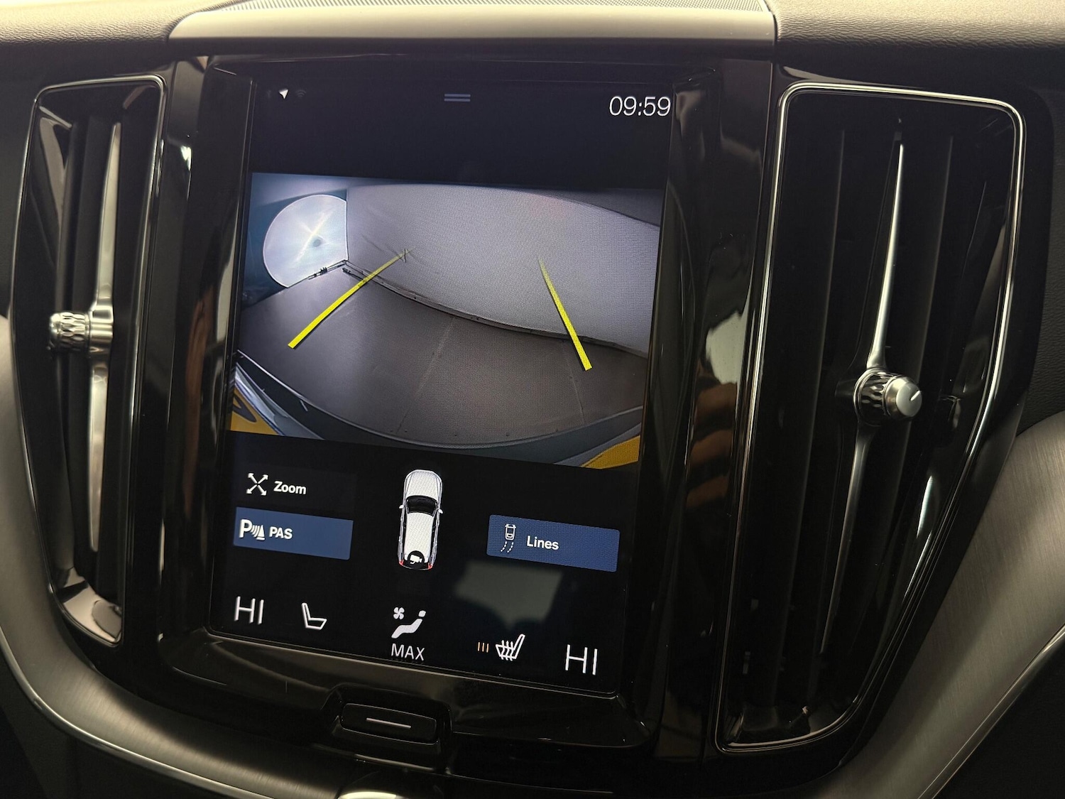 Used Volvo XC60 2019 for sale - 77260487: Photo 30