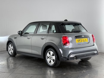 Used MINI Hatch 2021 for sale - 76119103: Photo