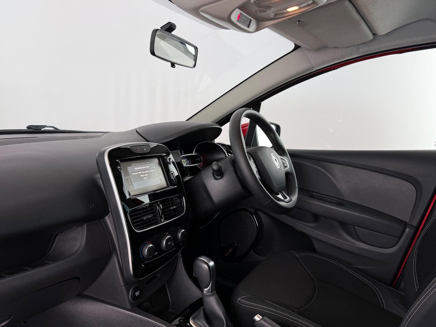 Used Renault Clio 2019 for sale - 76468541: Photo 20