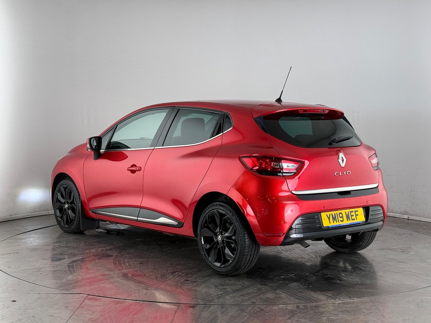 Used Renault Clio 2019 for sale - 76468541: Photo 5