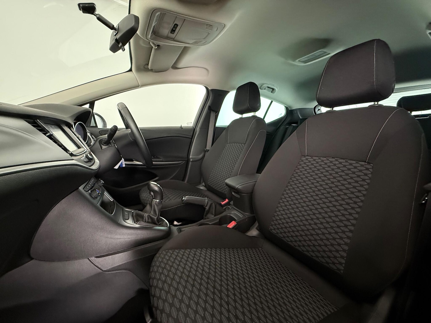 Used Vauxhall Astra 2019 for sale - 77246221: Photo 14