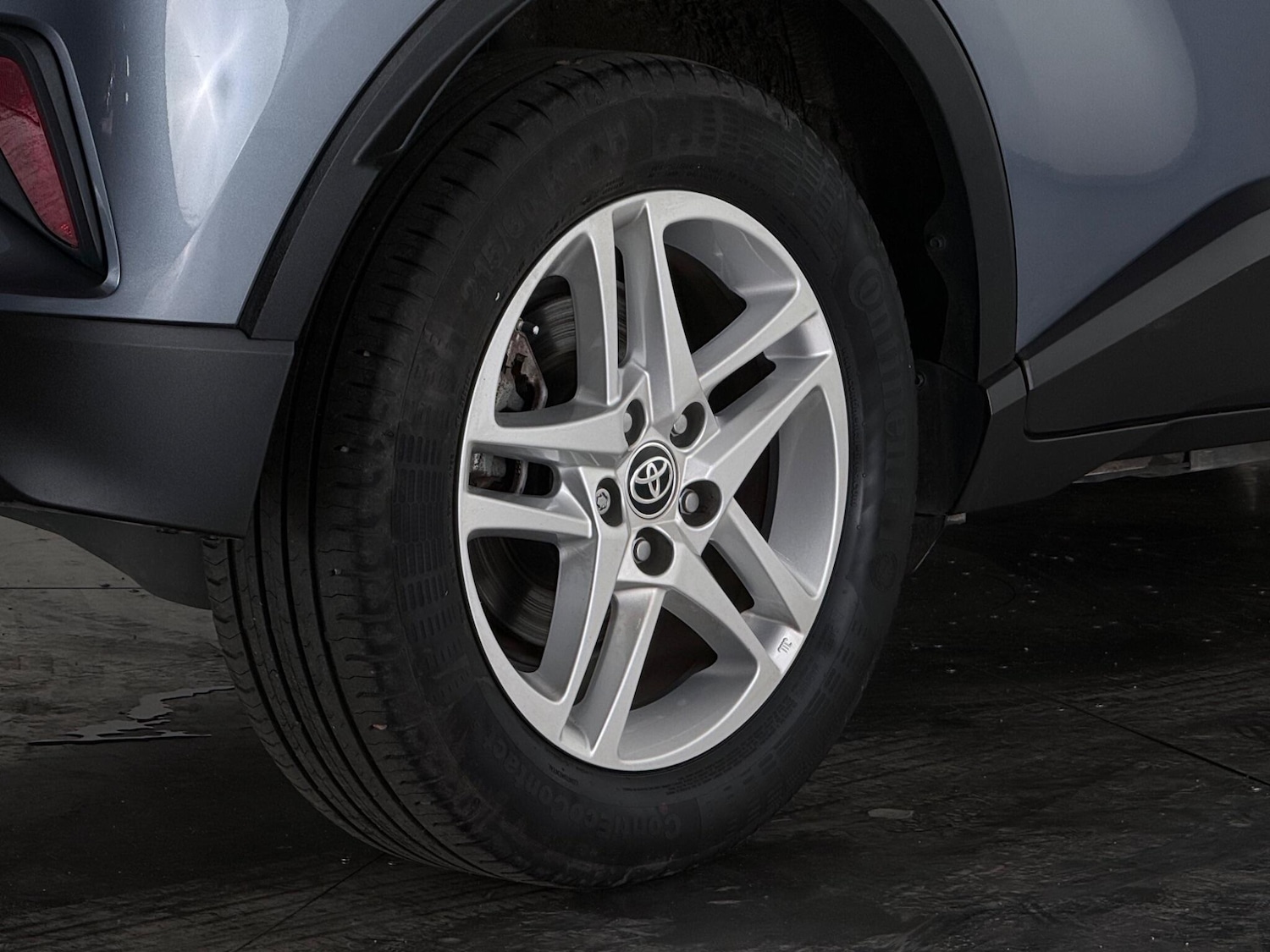 Used Toyota C-HR 2023 for sale - 77776213: Photo 5