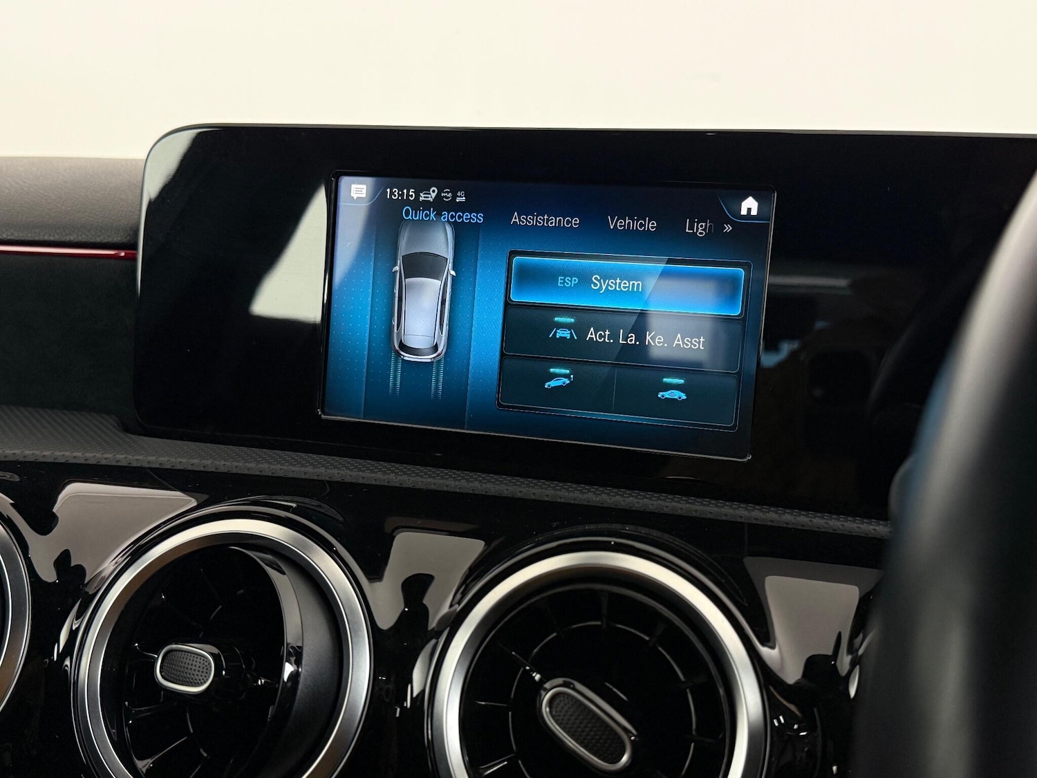 Used Mercedes-Benz A-Class 2018 for sale - 76619906: Photo 32