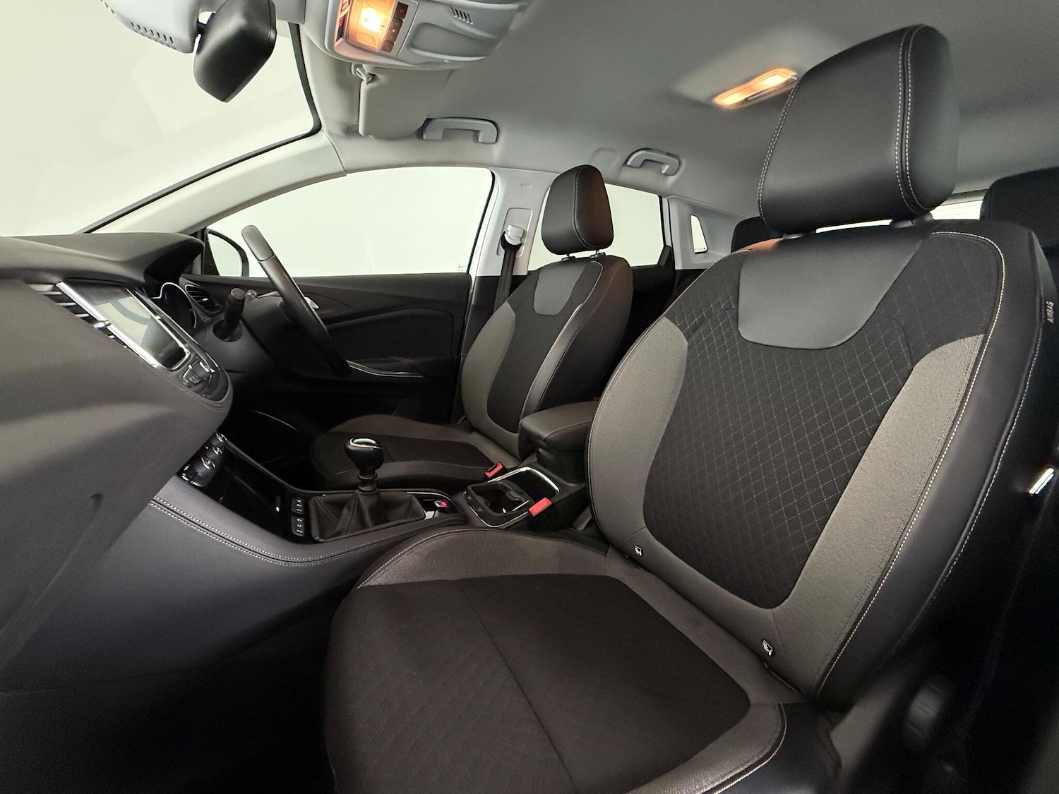 Used Vauxhall Grandland X 2018 for sale - 76468759: Photo 16