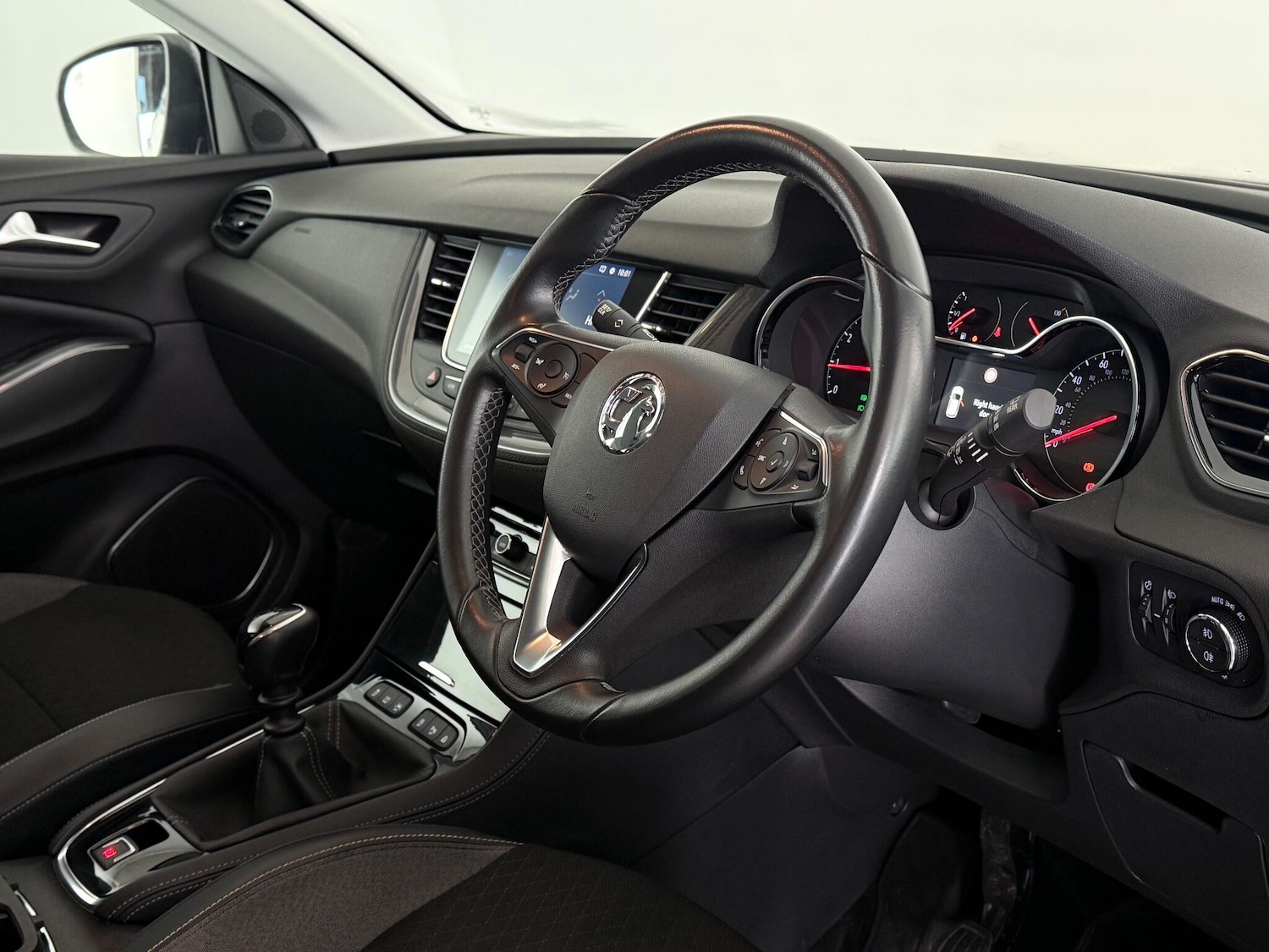 Used Vauxhall Grandland X 2018 for sale - 76468759: Photo 24