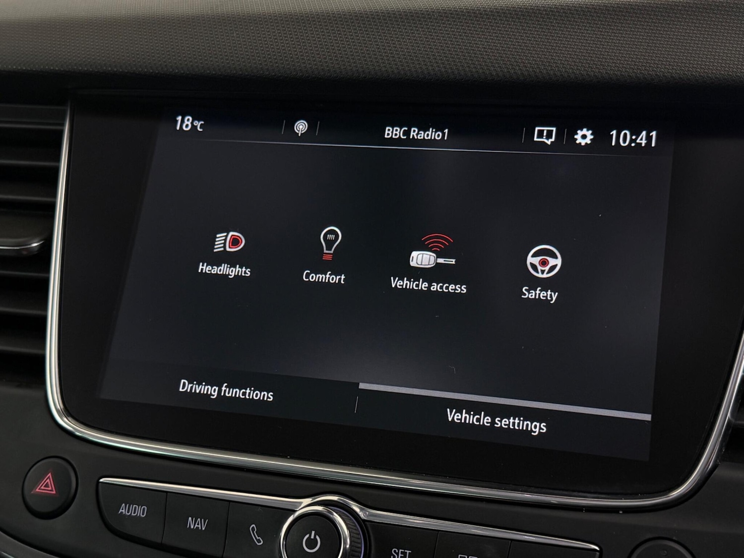 Used Vauxhall Crossland 2022 for sale - 77216641: Photo 31