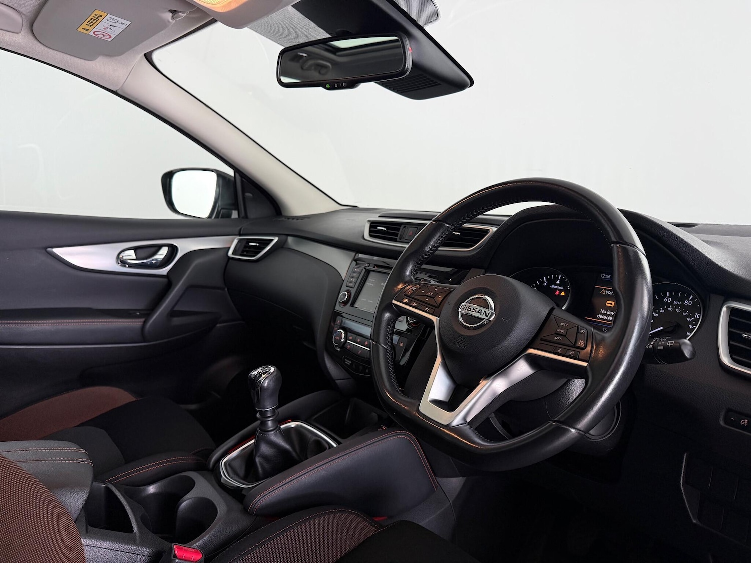 Used Nissan Qashqai for sale - 76468763: Photo 15