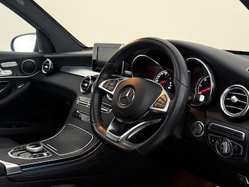 Used Mercedes-Benz GLC 2018 for sale - 78087235: Photo