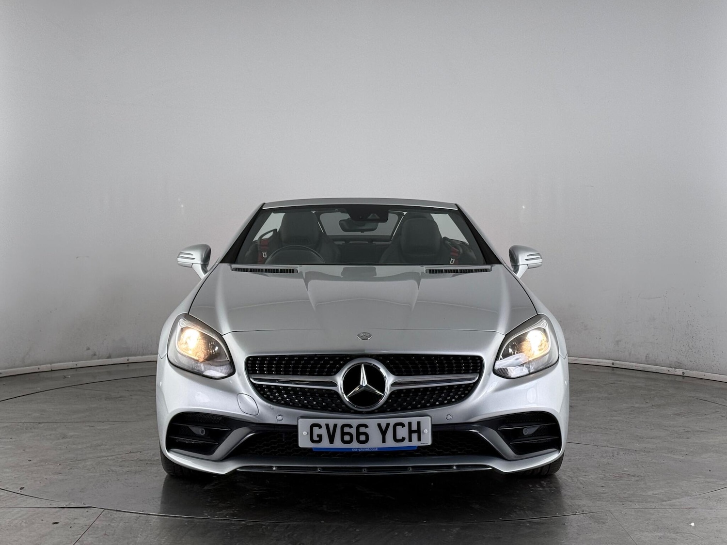 Used Mercedes-Benz SLC 2017 for sale - 77260421: Photo 5