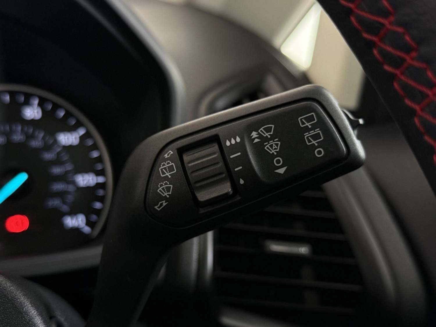 Used Ford Ecosport 2018 for sale - 77181212: Photo 23