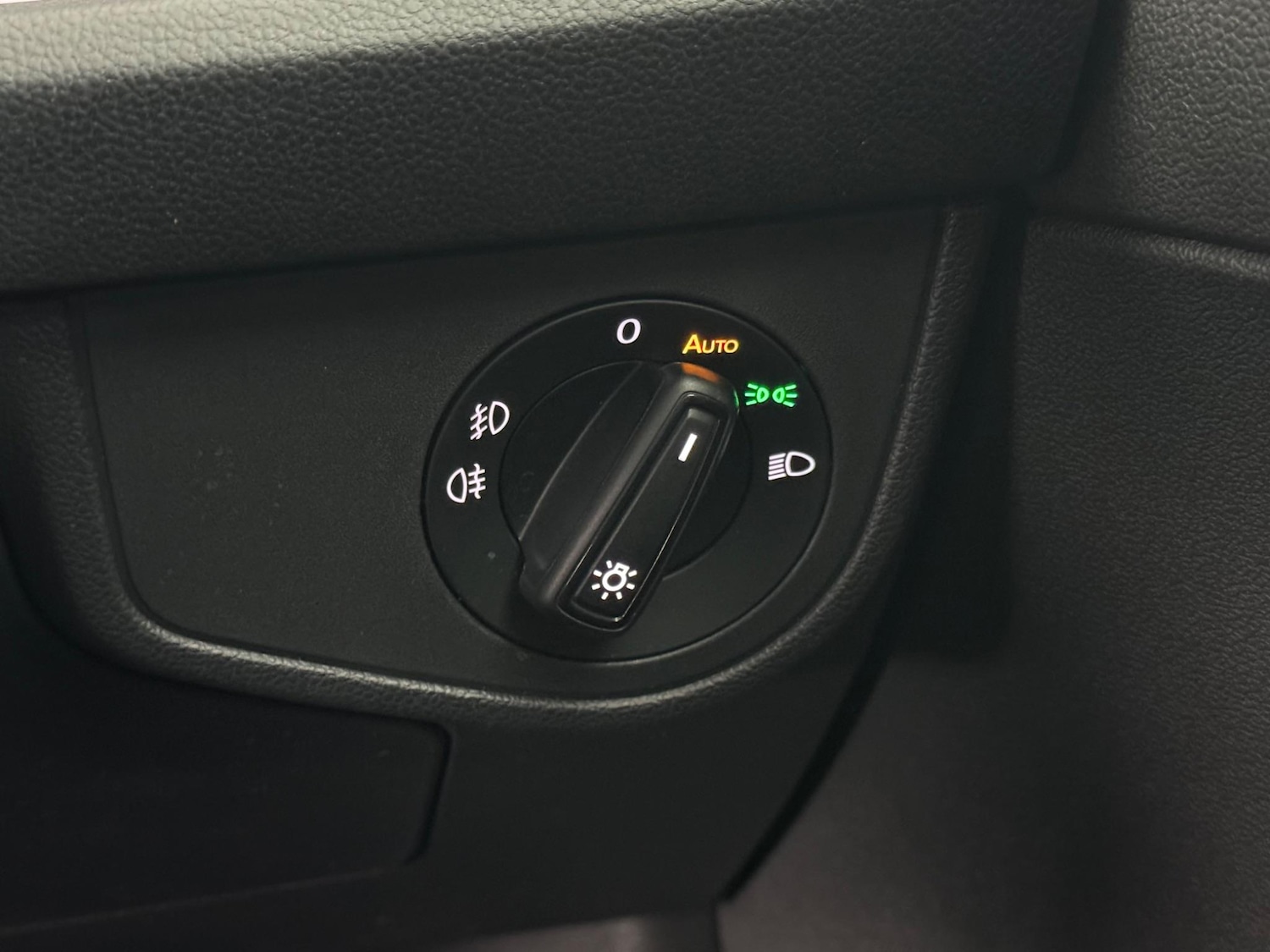 Used Volkswagen Polo 2024 for sale - 76468510: Photo 25