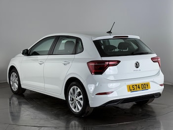 Used Volkswagen Polo 2024 for sale - 76468510: Photo