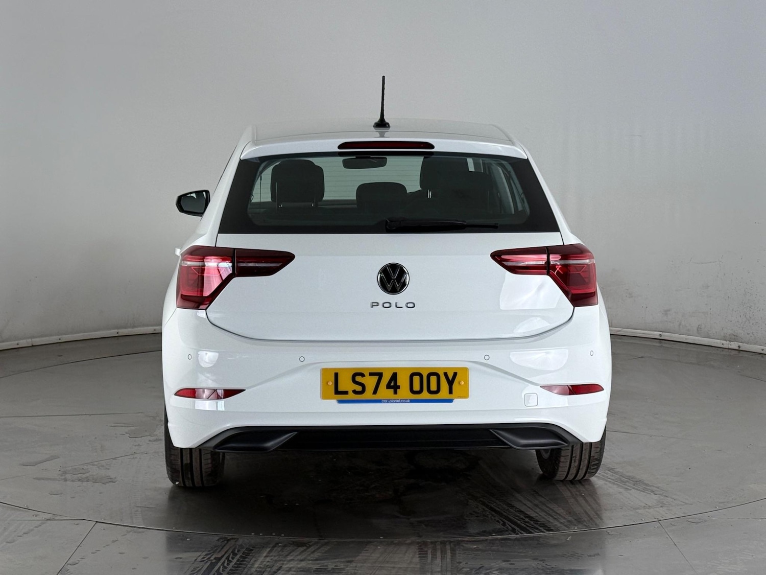 Used Volkswagen Polo 2024 for sale - 76468510: Photo 9