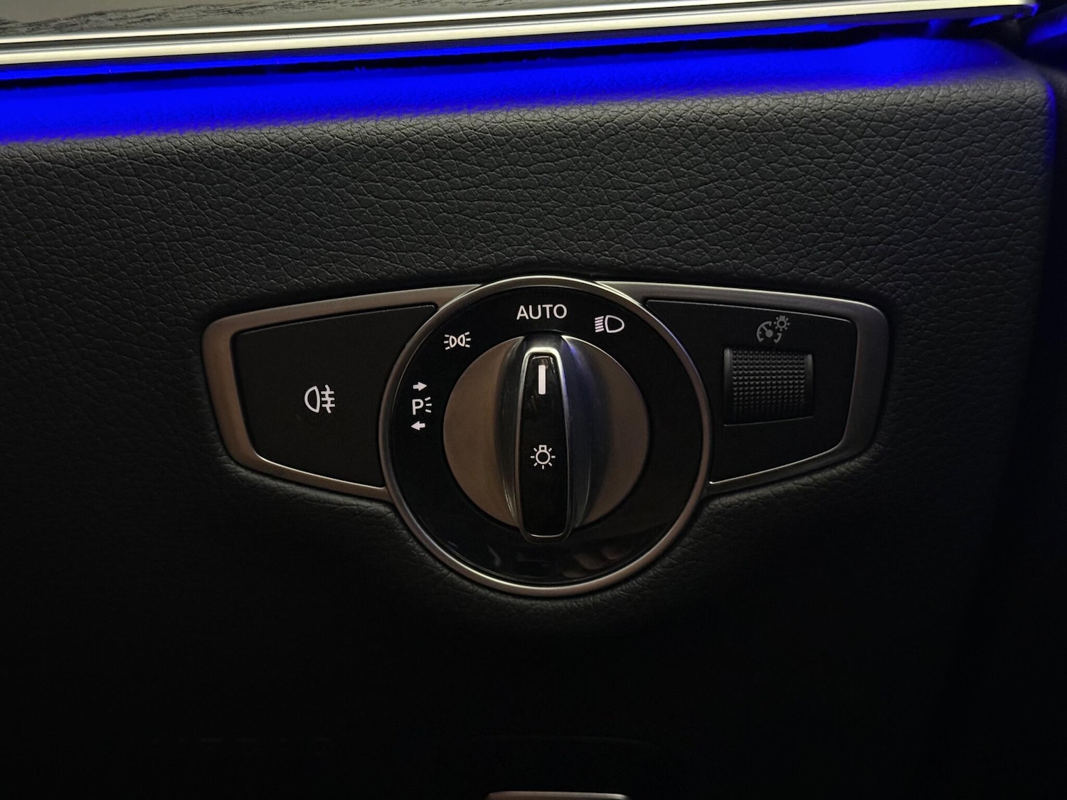 Used Mercedes-Benz E Class 2019 for sale - 77216583: Photo 25