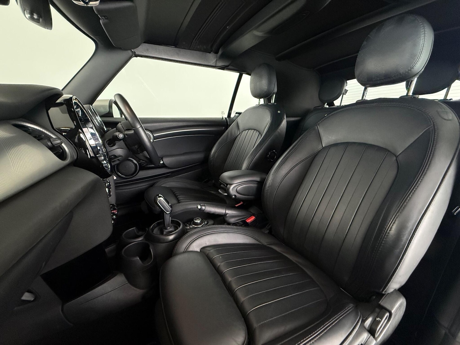 Used MINI Convertible 2021 for sale - 77260623: Photo 12