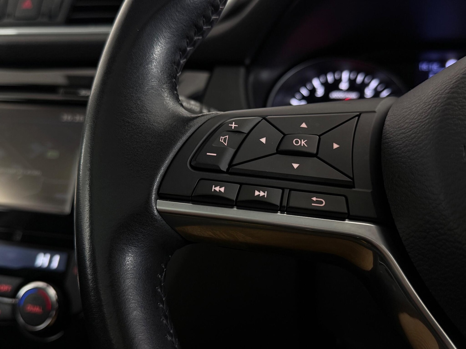 Used Nissan Qashqai 2018 for sale - 77222416: Photo 15