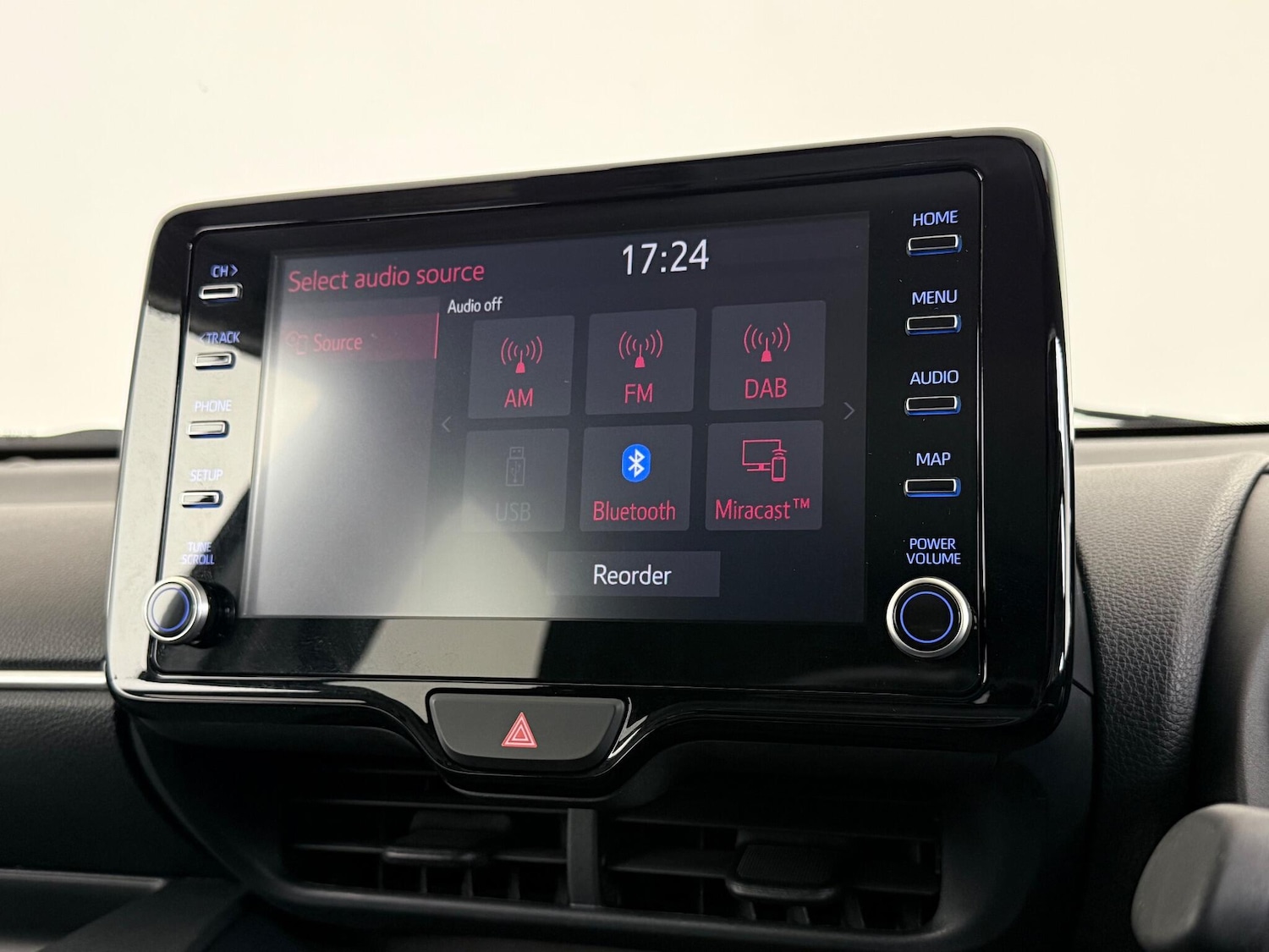 Used Toyota Yaris for sale - 76468625: Photo 31