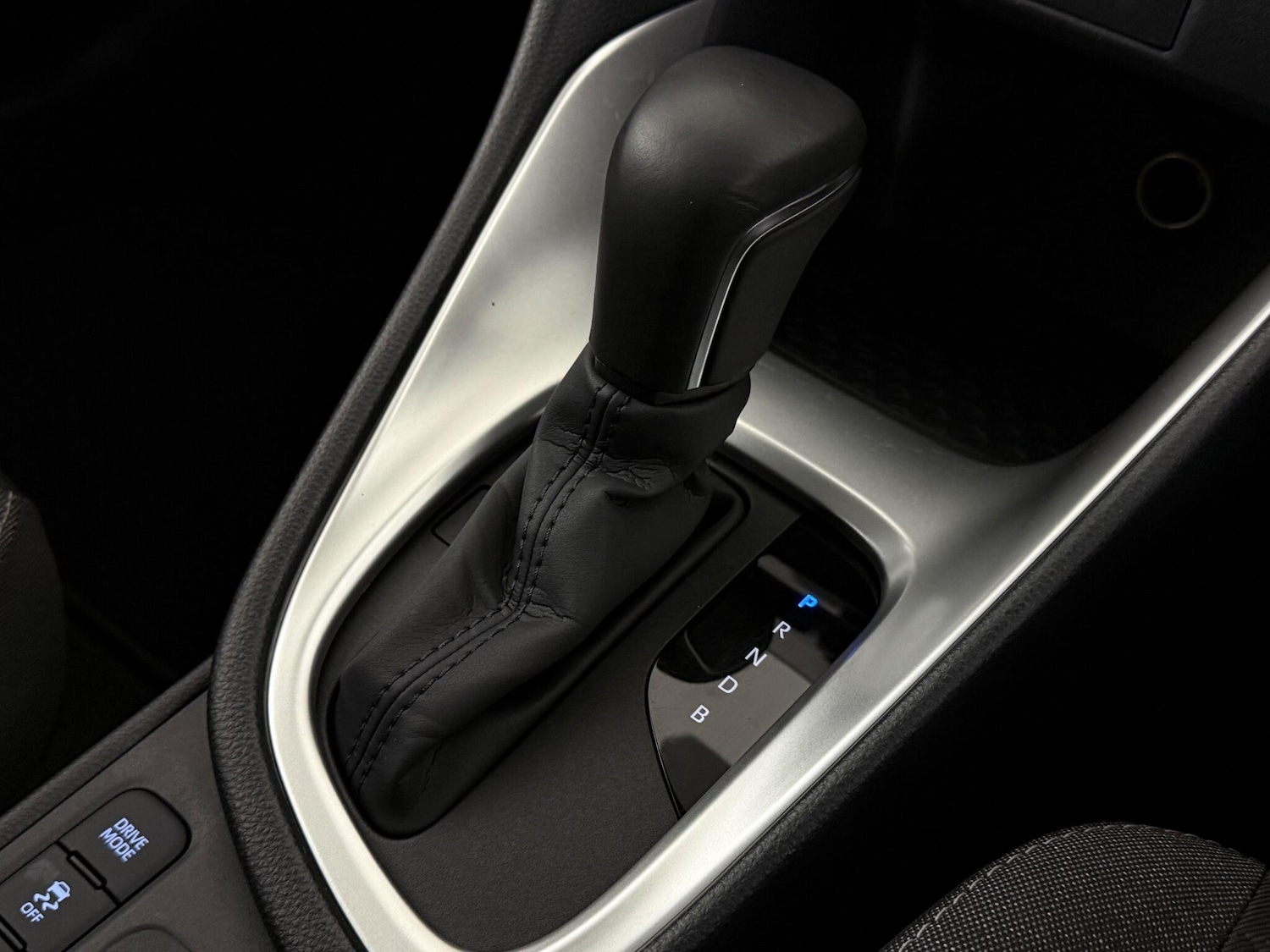 Used Toyota Yaris for sale - 76468625: Photo 39