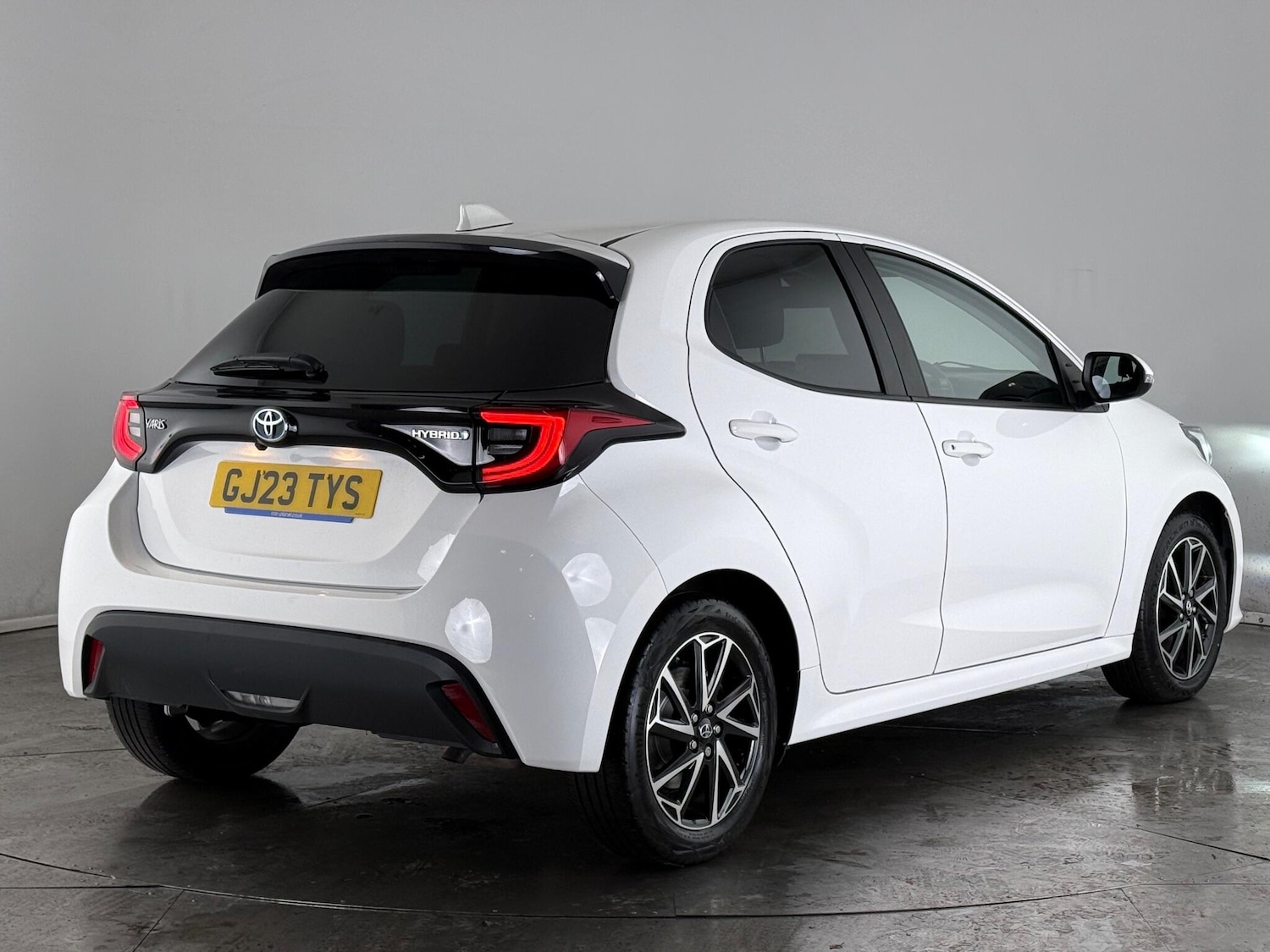 Used Toyota Yaris for sale - 76468625: Photo 5